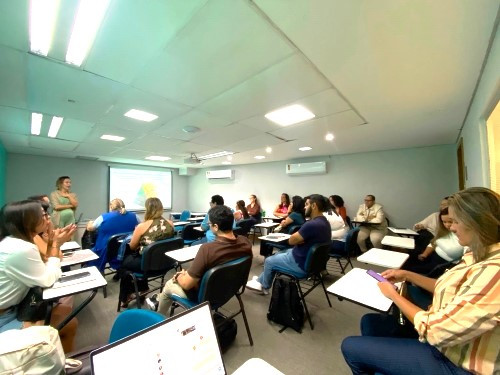 Profissionais de cooperativas de saúde participam de pós-graduação em Cuidados Paliativos